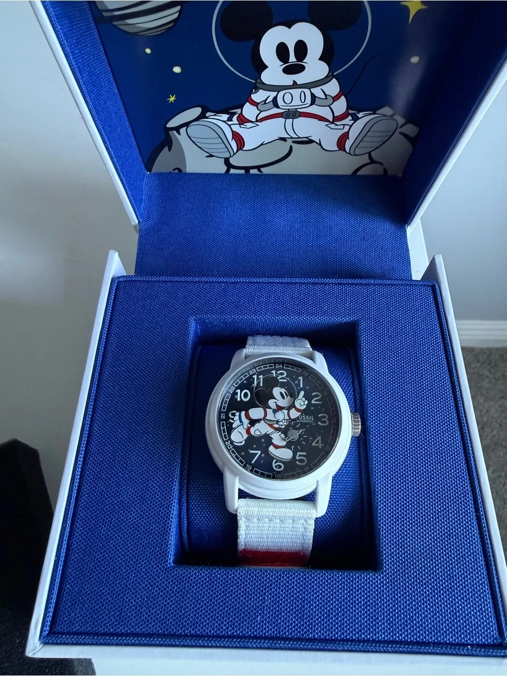 Fossil White Strap Watch with Blue and Black Mickey Dial